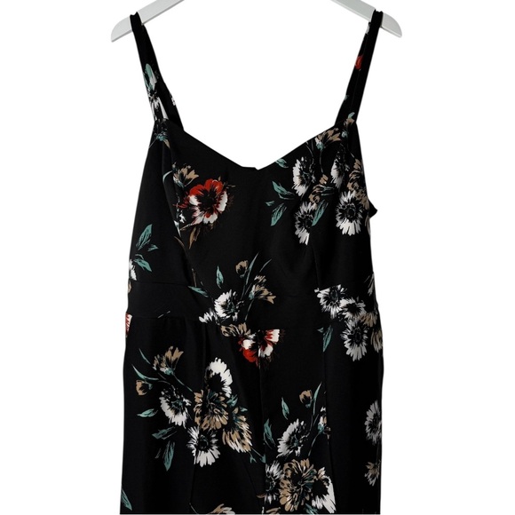 Torrid Black Floral Wide Leg Jumpsuit Size 18 NWT - Picture 3 of 8